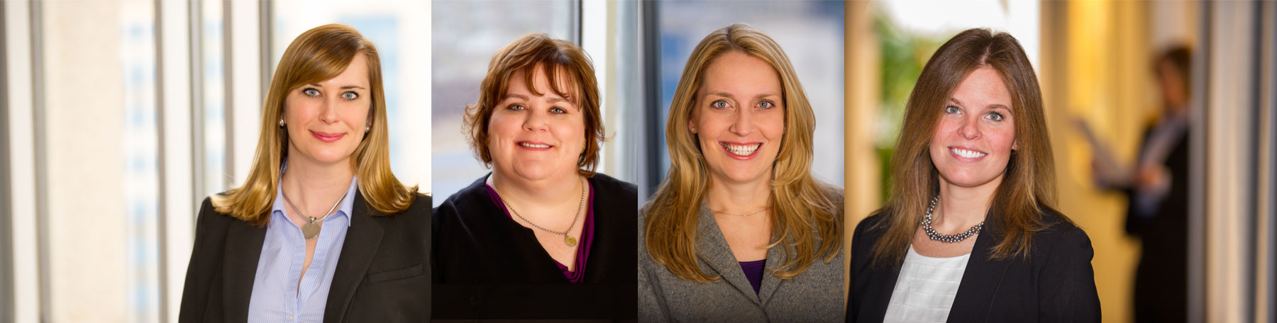 smiling business women